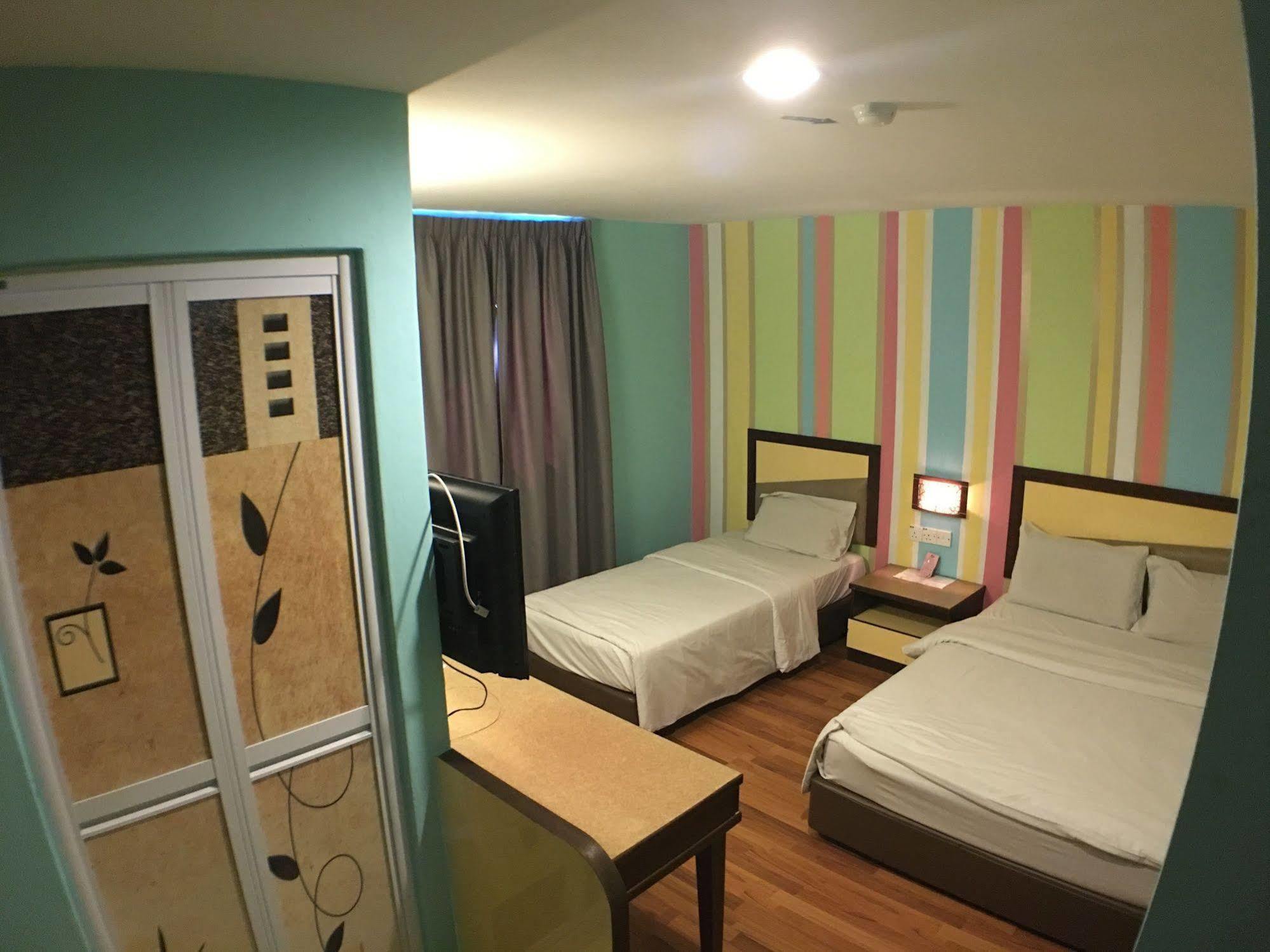 Hotel Weilia Malacca Exterior photo