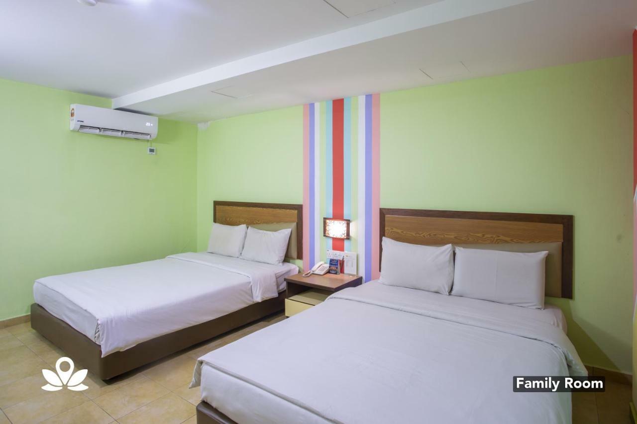 Hotel Weilia Malacca Exterior photo